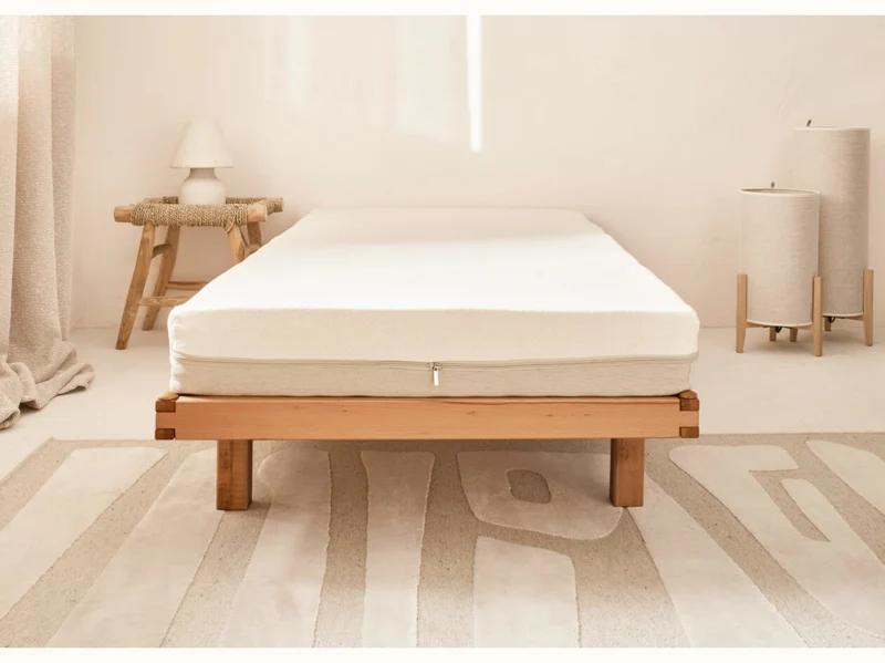 Lit en bois massif WOOD