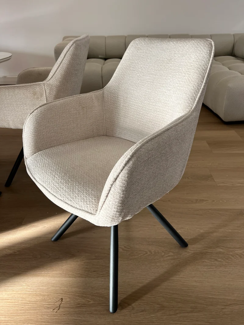 Chaise Lola