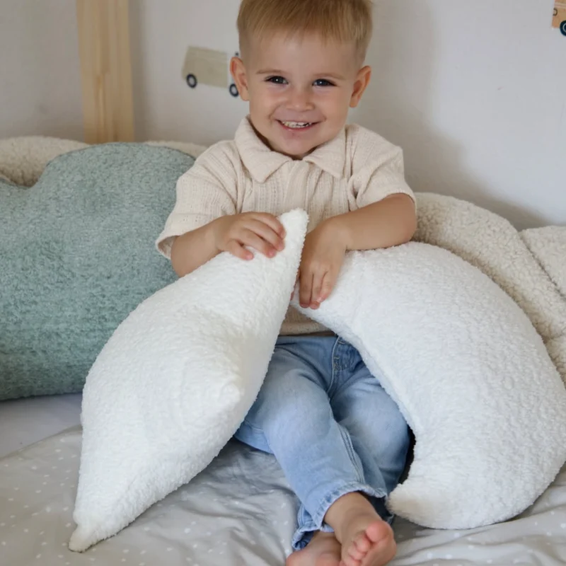 Grand coussin Lune en tissu texturé bouclé