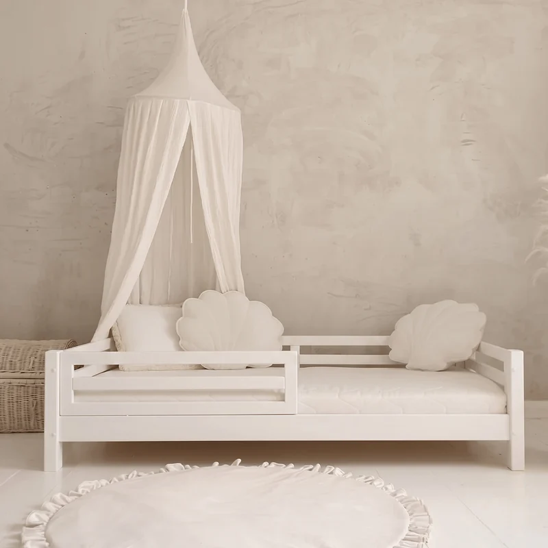 Lit simple en bois avec barrière • Alma