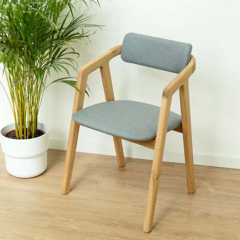 Lot de 2 ou 4 chaises de salle à manger en chêne massif rembourrées Soho | NordicStory