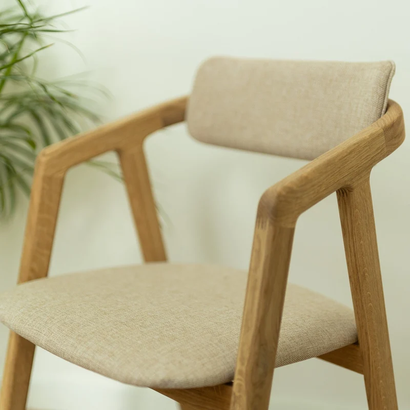 Lot de 2 ou 4 chaises de salle à manger en chêne massif rembourrées Soho | NordicStory
