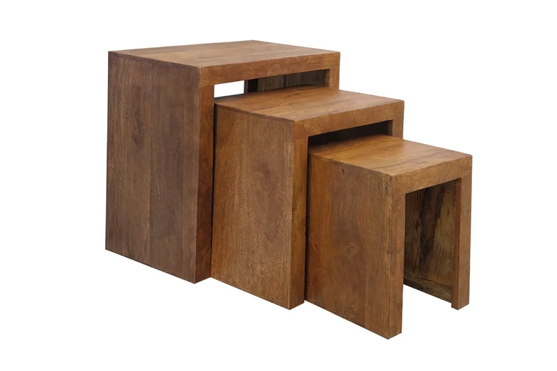 Ensemble massif de 3 tables d’appoint MAKASSAR 45cm en bois de manguier finition miel naturel