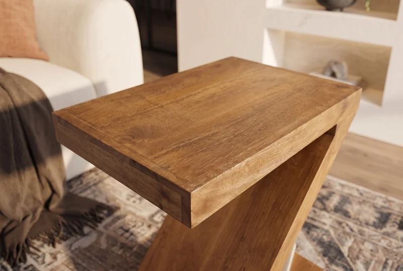 Table d’appoint massive Z 60cm finition miel marron en bois de manguier forme Z fait main