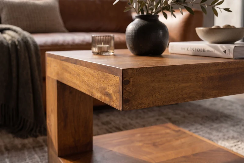 Table basse massive GIANT 45cm en bois de manguier finition miel marron avec rangement