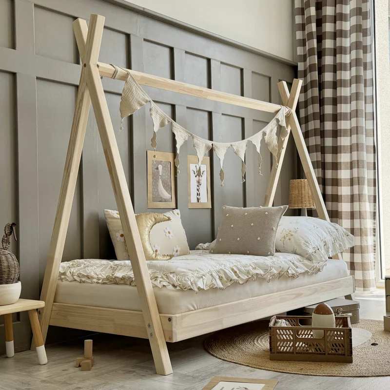Lit simple tipi en bois • Aponi