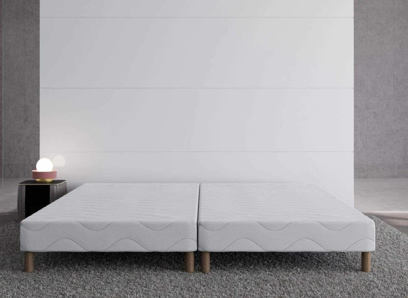 Sommier tapissier 140 X 190 cm + 8 pieds (2x 70x190cm)
