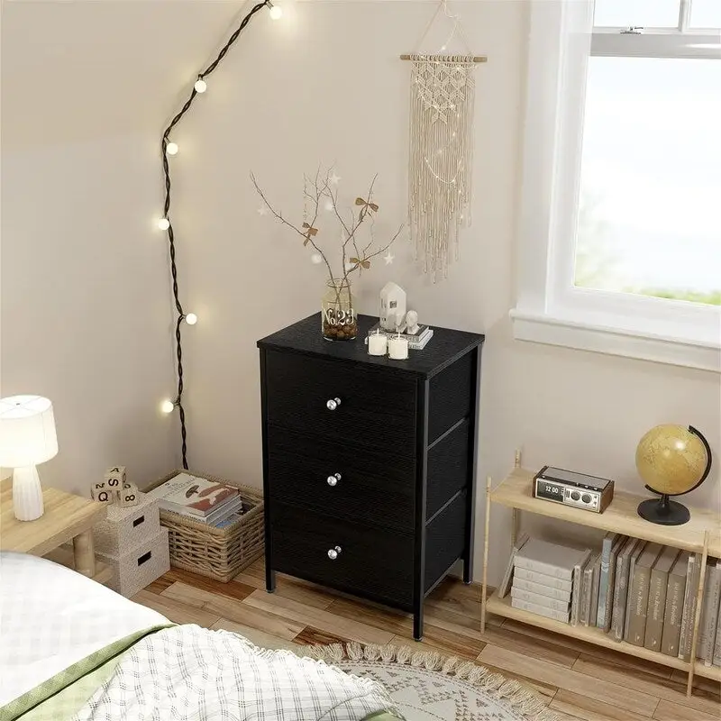 Table de chevet à 3 tiroirs en tissu avec façade en cuir