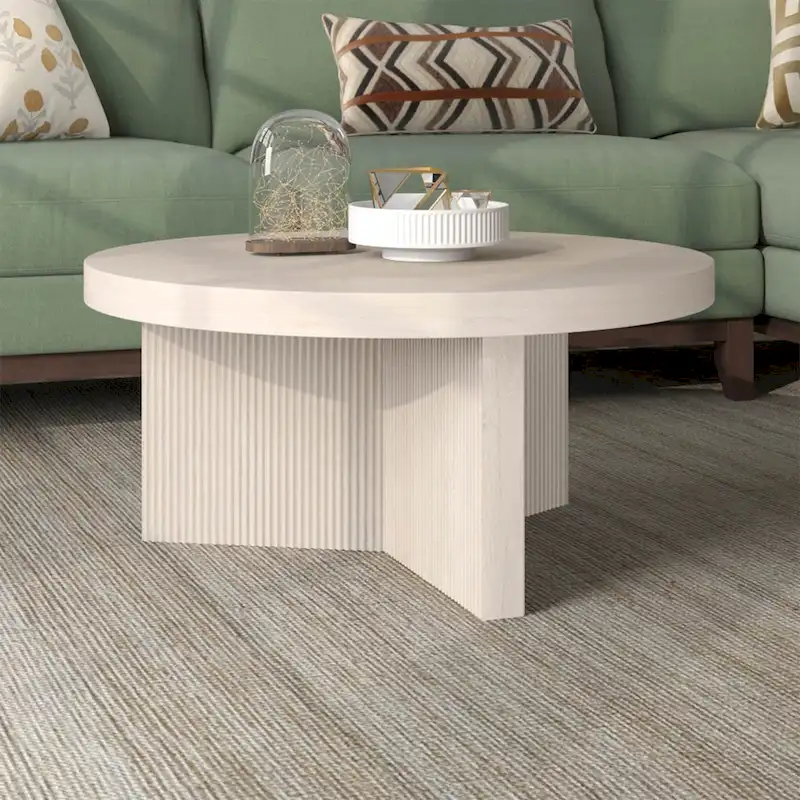 Table basse ronde scandinave de 81 cm avec base cannelée et finition aspect bois