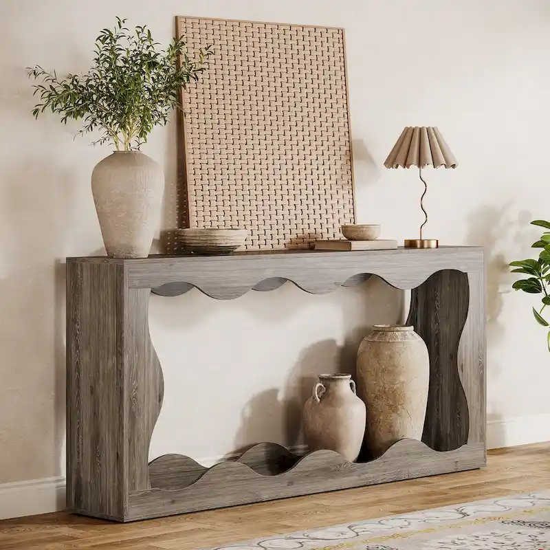 Console en bois avec bord ondulé