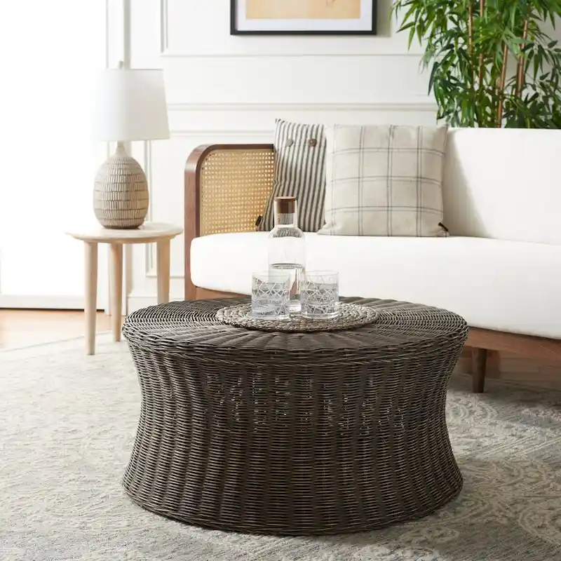 Ottoman de cocktail en rotin tressé – Design concave discret pour usage intérieur