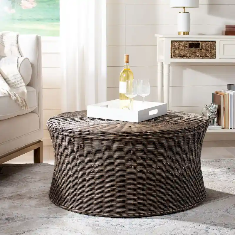 Ottoman de cocktail en rotin tressé – Design concave discret pour usage intérieur