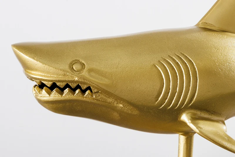 Sculpture maritime HAI 68cm doré fait main en métal design requin