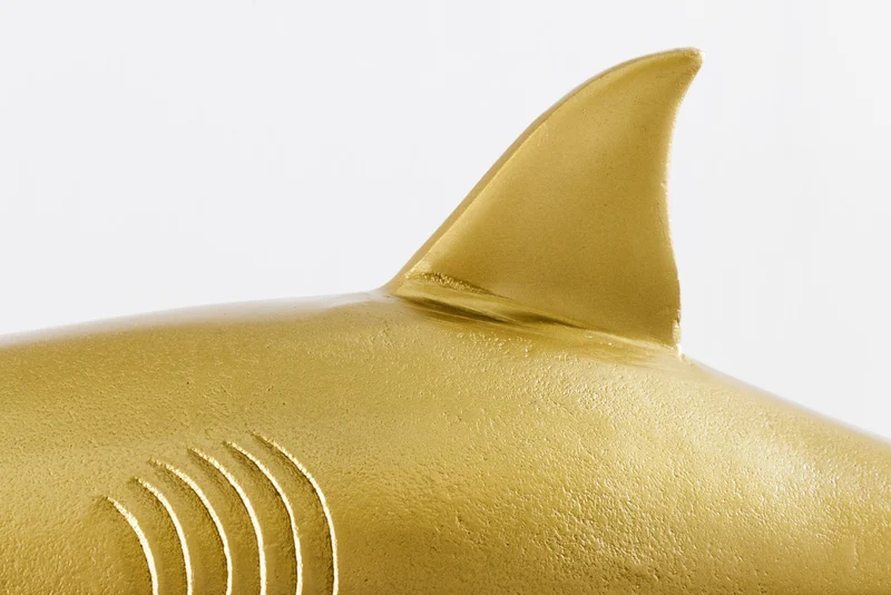 Sculpture maritime HAI 68cm doré fait main en métal design requin