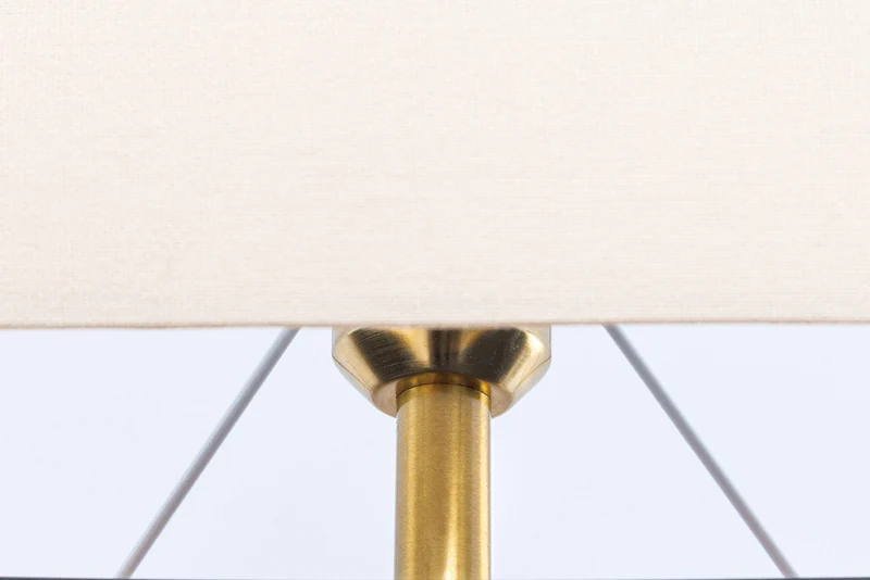 Lampe de table artisanale EUPHORIA 80cm naturel bois de Longan beige avec abat-jour en lin