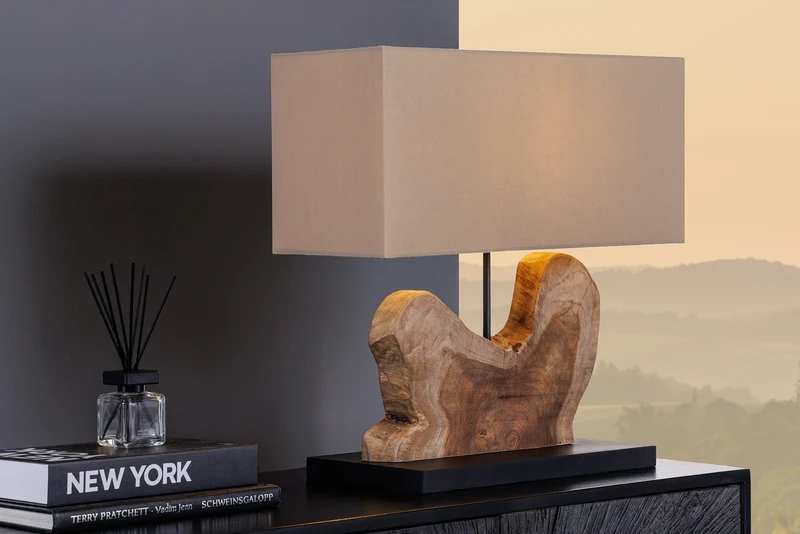 Lampe de table artisanale HYPNOTIC 50cm en teck naturel beige avec abat-jour en lin.