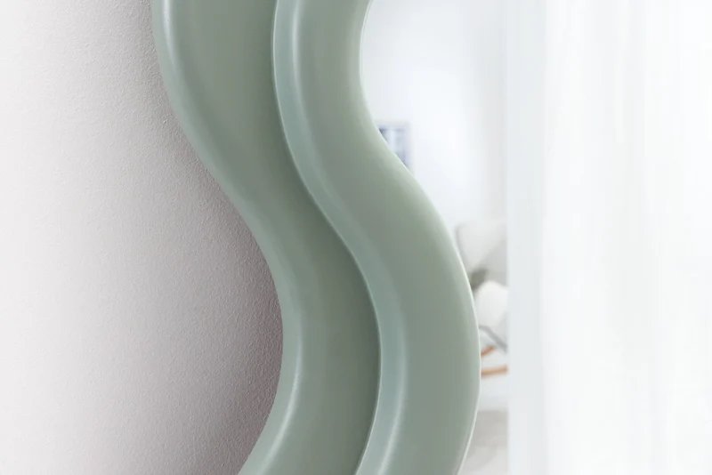 Miroir mural design CURVY 160cm vert sauge