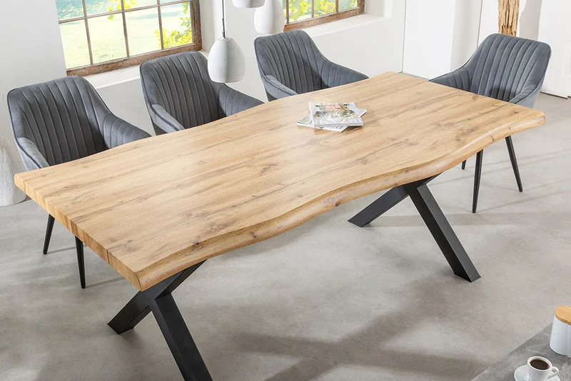 Table à manger industrielle WILD 200 cm design chêne sauvage marron bord d'arbre cadre en X noir