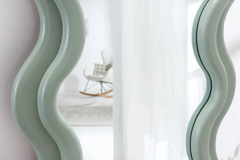 Miroir mural design CURVY 160cm vert sauge
