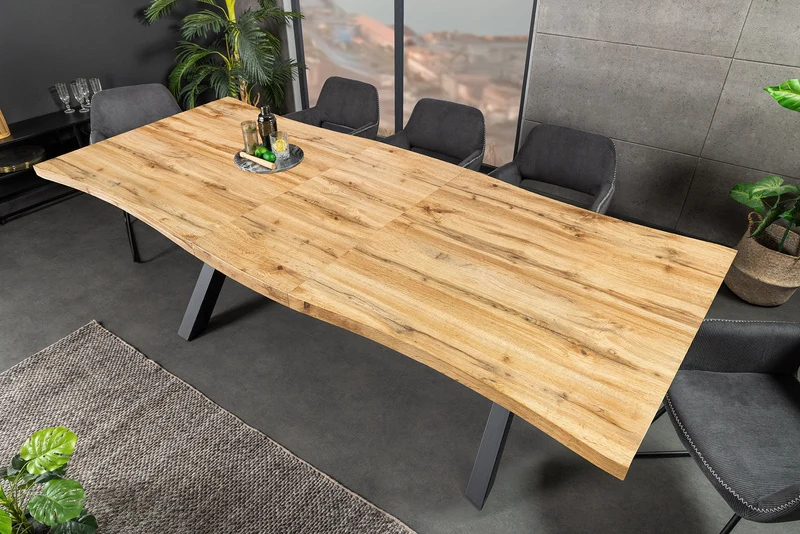 Table à manger extensible WILD 180-220 cm aspect chêne sauvage marron bord d'arbre noir