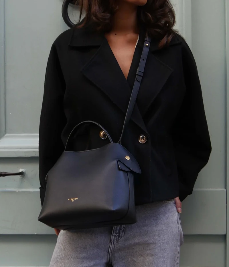 Swann | Noir Lisse