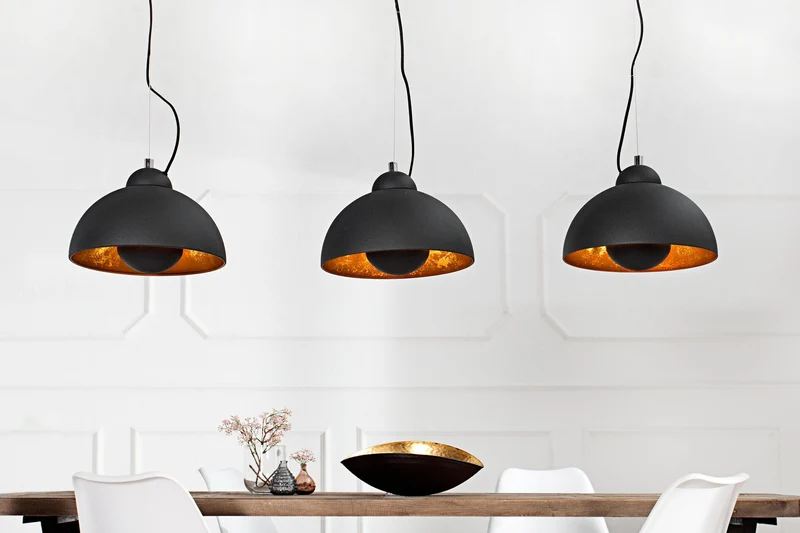 Suspension STUDIO 3 110 cm – aspect feuille d’or noir – trois abat-jour