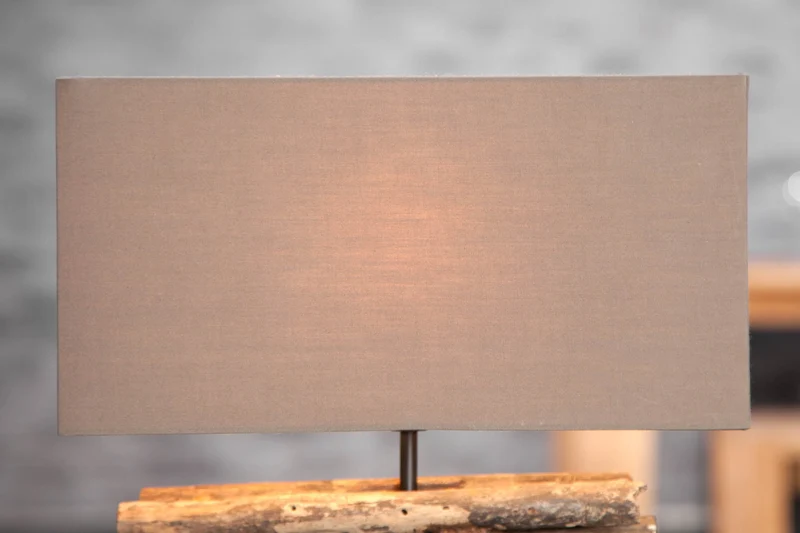 Lampe de table faite main PERIFERE 40cm abat-jour lin bois flotté marron