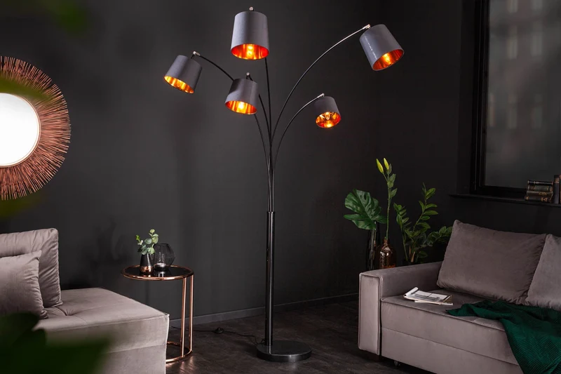 Lampe arc design LEVELS 205cm noir doré 5 abat-jour lin inclinables lampadaire