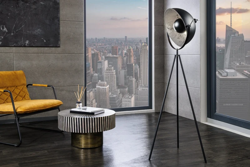 Lampadaire industriel STUDIO 150cm noir aspect feuille d’argent abat-jour inclinable