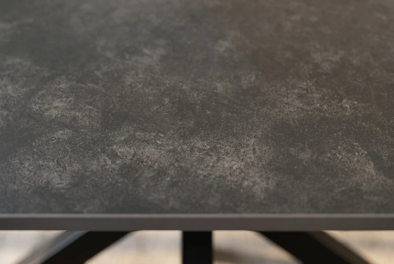 Table à manger moderne GALAXIE 160cm céramique anthracite structure étoile métal noir