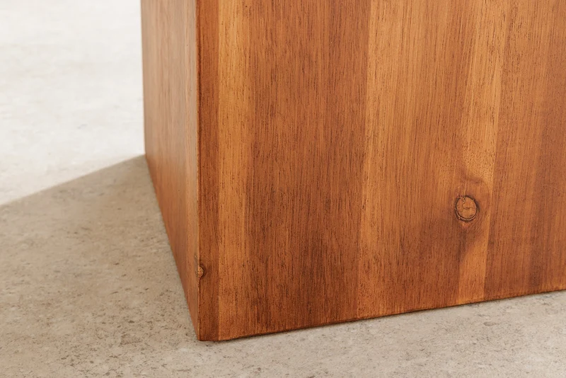 Colonne décorative en bois massif COLUMNA 75cm table d’appoint en acacia marron