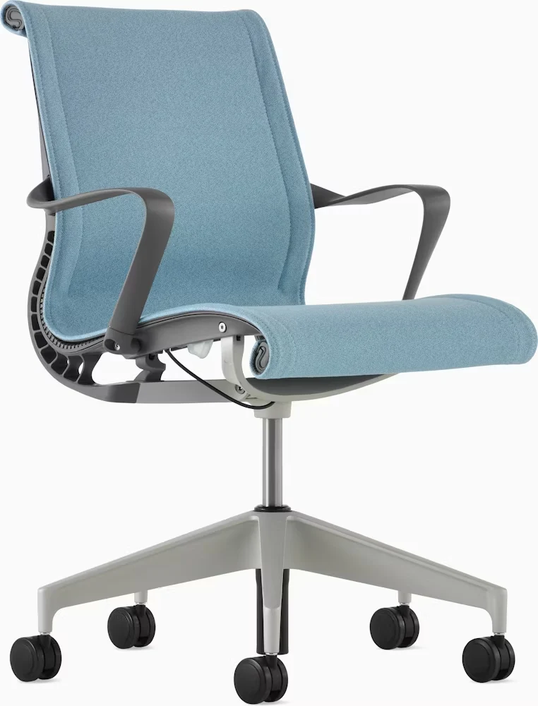 Setu Chair, With Arms