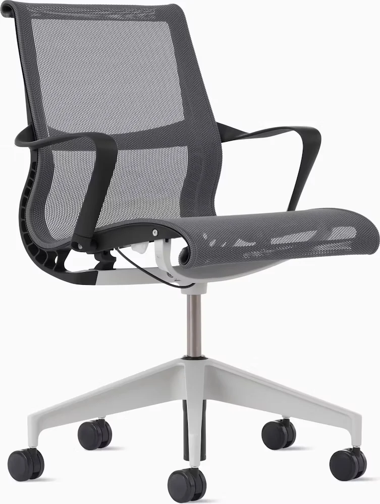 Setu Chair, With Arms