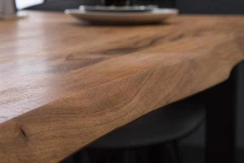 Table à manger en bois massif MAMMUT 140cm bord en acacia sauvage design industriel plateau 2,6cm