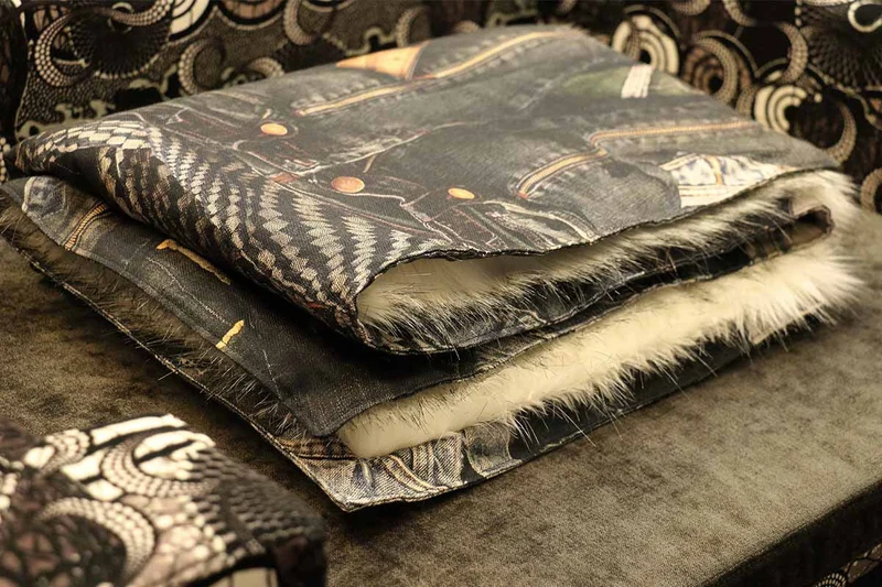 Couverture pour chien « Metis » Blue Ice - Tissu Jean-Paul Gaultier