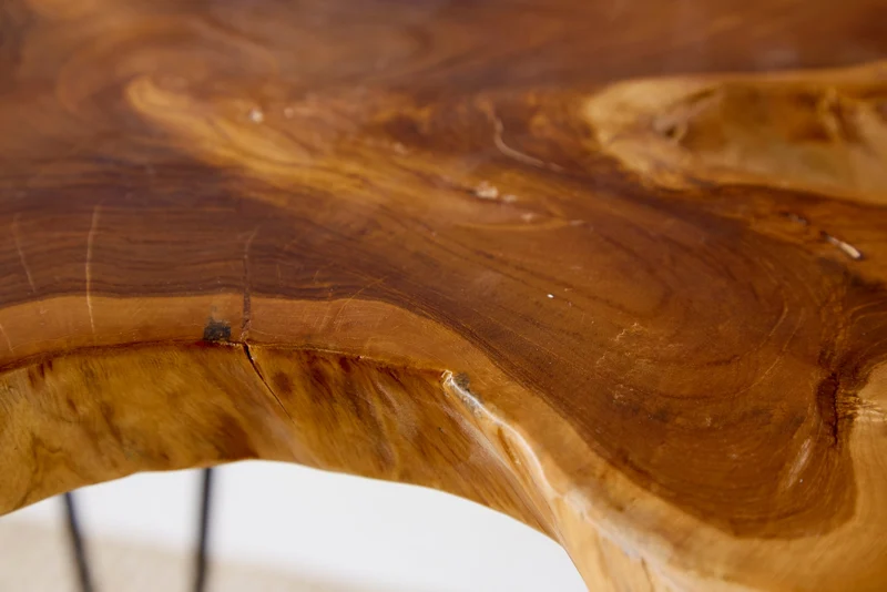 Table d'appoint unique WILD 60 cm en tranches de teck