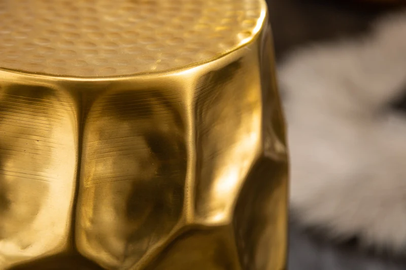 Table d'appoint artisanale ORGANIC ORIENT 50cm métal doré martelé design ronde