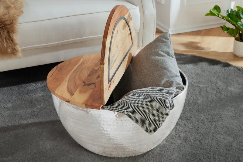 Table basse ronde ORIENT STORAGE 60cm en bois d'acacia argenté avec espace de rangement martelé fait main