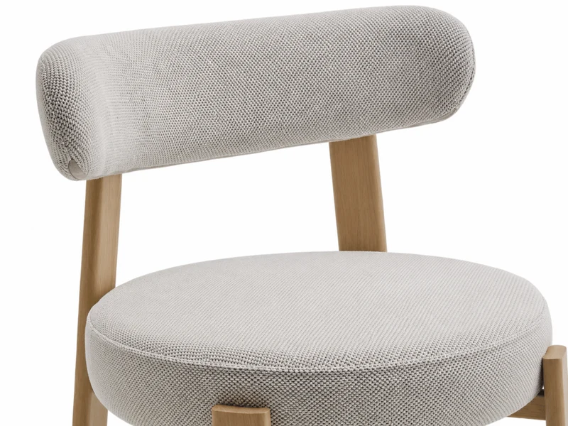 Lot de 4 chaises Odéon – assise ronde, dossier enveloppant & pieds effet bois