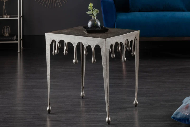 Table basse extravagante LIQUID LINE L 46cm argent design goutte