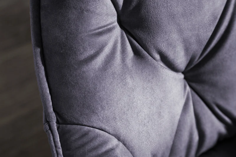 Lot de 2x Chaise design MILANO en velours gris avec accoudoirs matelassés décoratifs et pieds en métal noir rembourrés