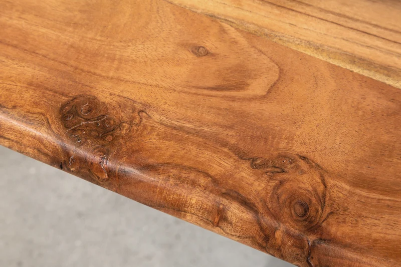 Table basse en bois massif MAMMUT 120 cm acacia naturel structure en V noir plateau 2,5 cm