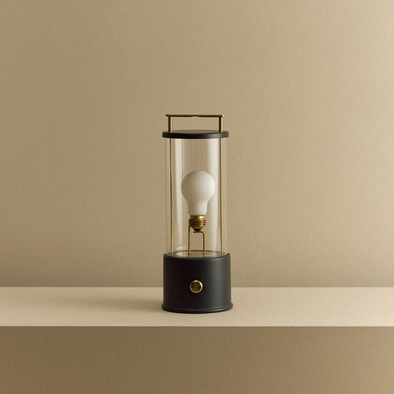 The Muse 2.0 Portable Lamp in Hackles Black