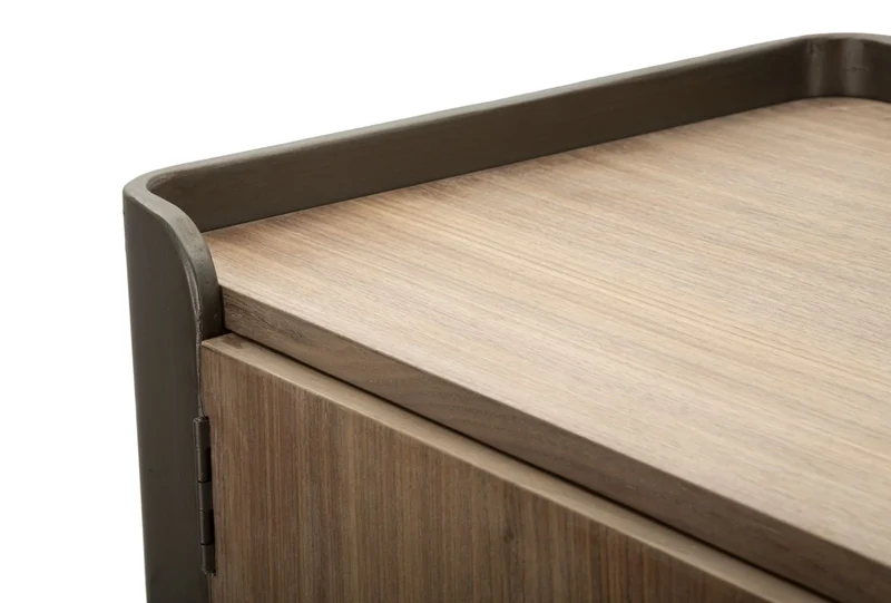 Armoire en bois avec tiroirs – Meuble de rangement Toronto