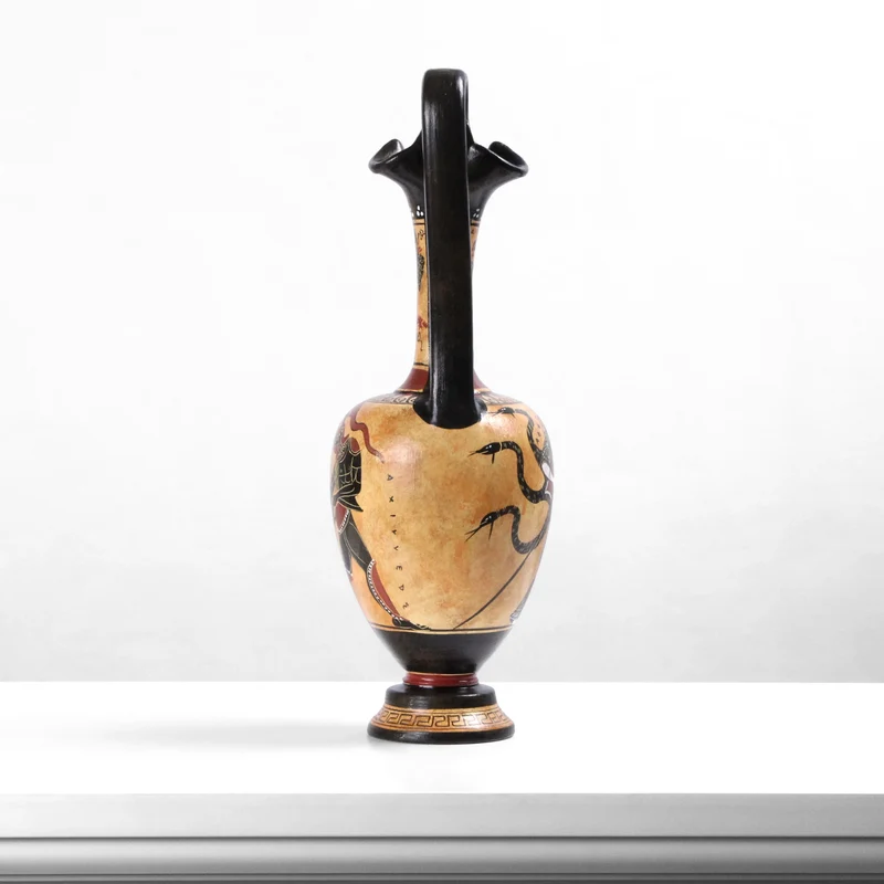 Vase grec avec Athéna à figures noires