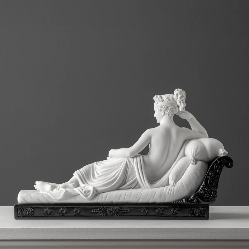 Vénus Victrix (Pauline Bonaparte) – sur socle noir