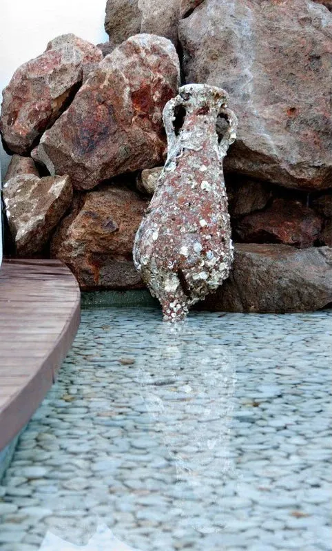 Amphore de mer antique 'Baetica'