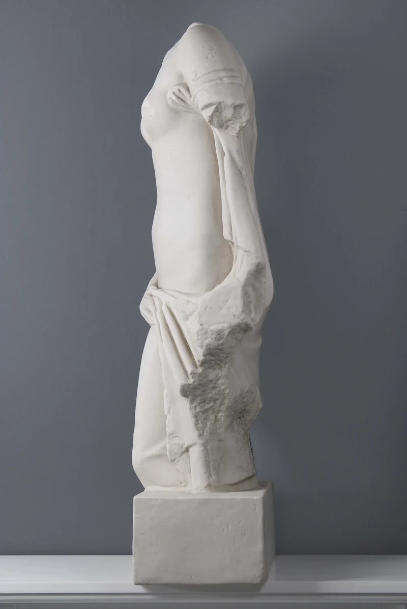 Torse d'Aphrodite - grande sculpture en marbre blanc
