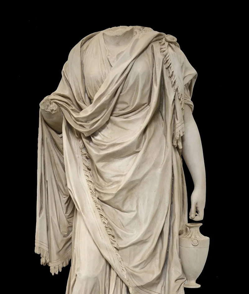 Torse de Vénus - grande sculpture en marbre blanc
