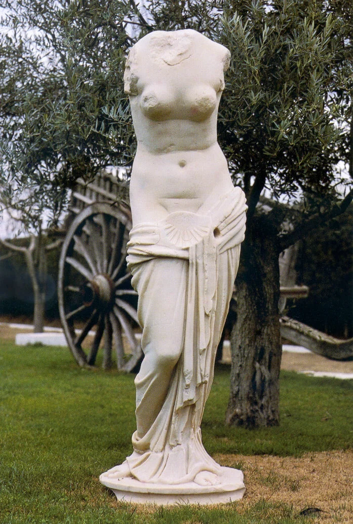 Torse de Vénus - grande sculpture en marbre blanc